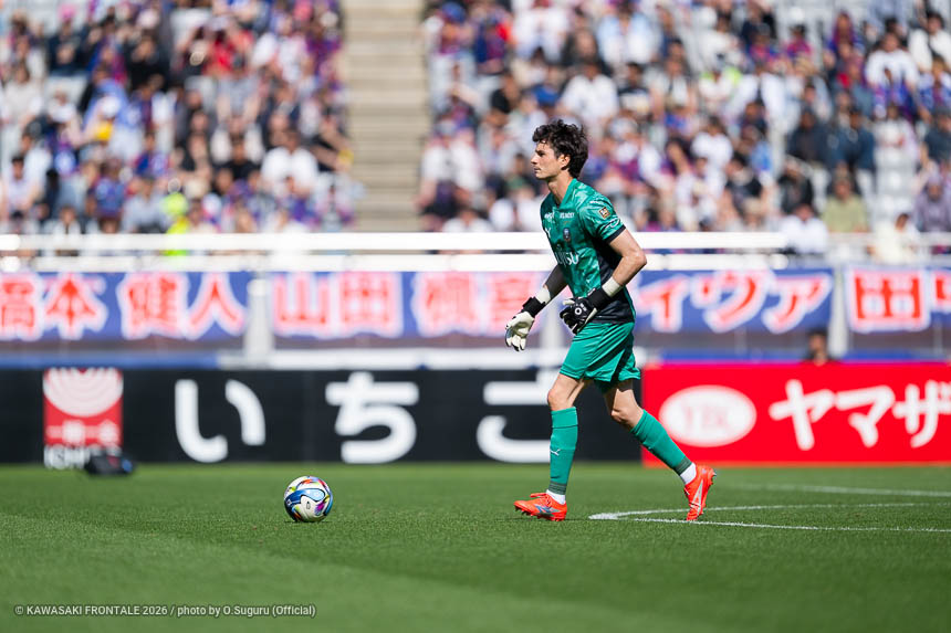 GK1 / 山口 瑠伊選手 GK1 / 山口 瑠伊選手