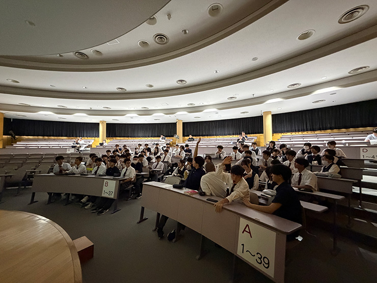フロンターレ日記 / 「モバイルバッテリーの使い方/捨て方」勉強会を開催!!