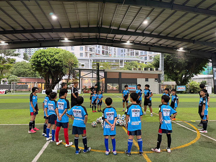 フロンターレ日記 / サッカークリニックを開催! ~ベトナムスクール近況報告~