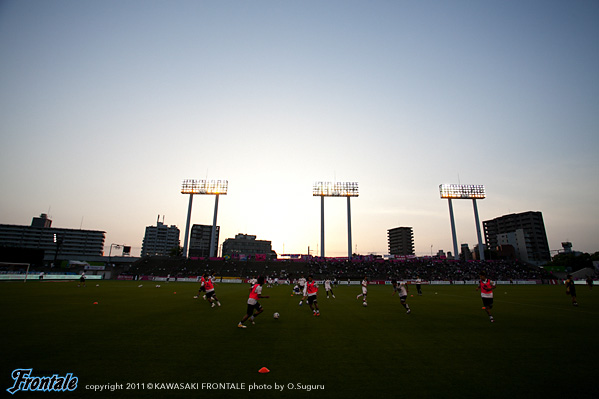 陽が落ち始めたキンチョウスタジアム