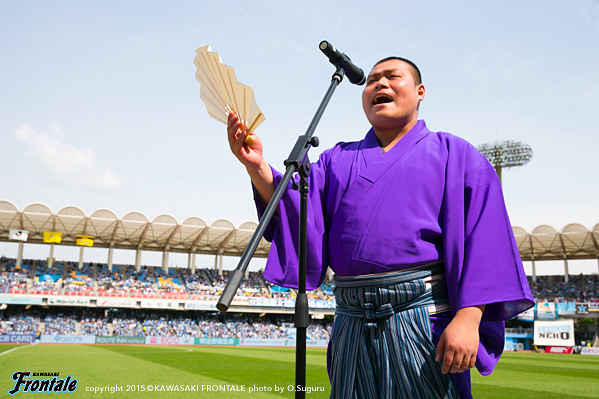 春日山部屋所属呼出・耕平さんによる呼出ステージも行われました