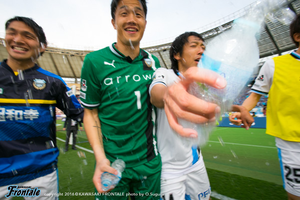 GK1／チョン ソンリョン選手