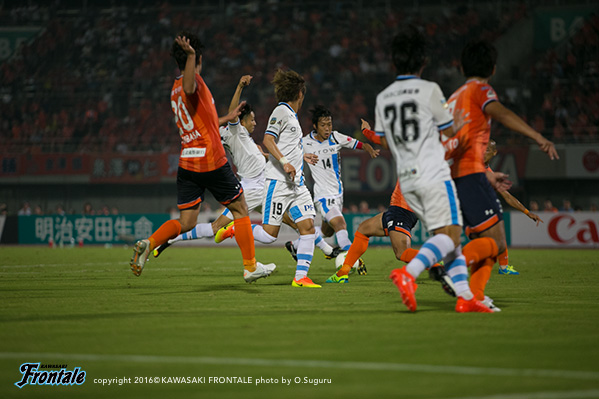 2-1となる勝ち越し弾!