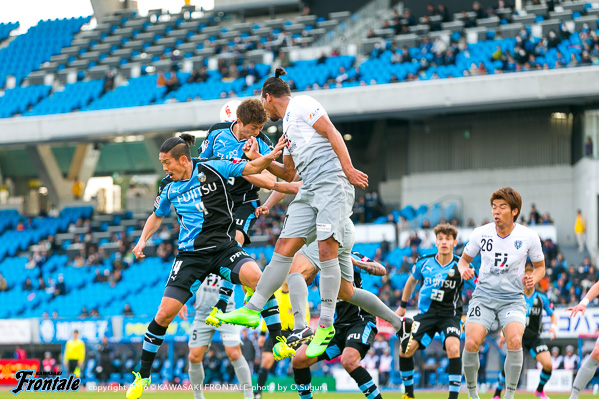 MF5 / 谷口彰悟選手、DF4 / 井川祐輔選手