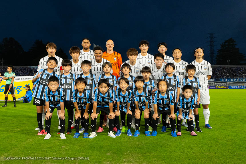 試合前の集合写真 試合前の集合写真