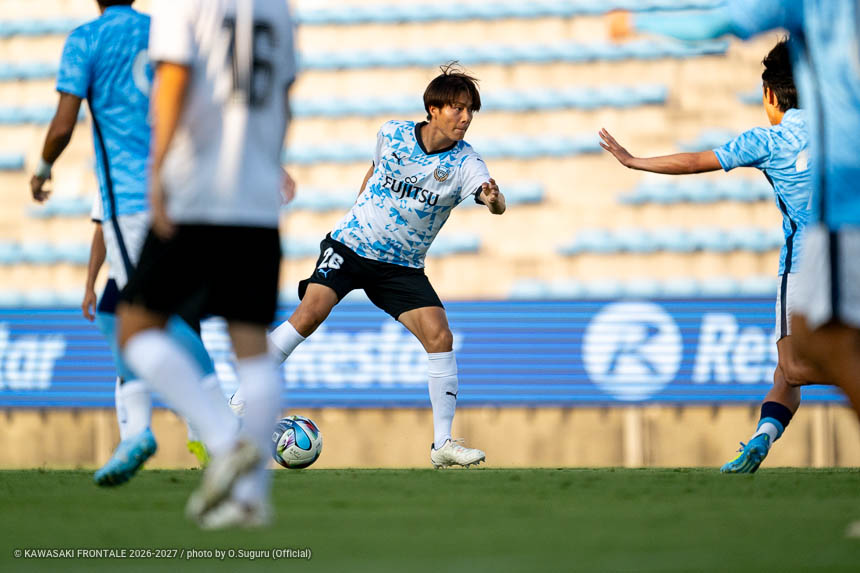 MF26 / 由井 航太選手 MF26 / 由井 航太選手
