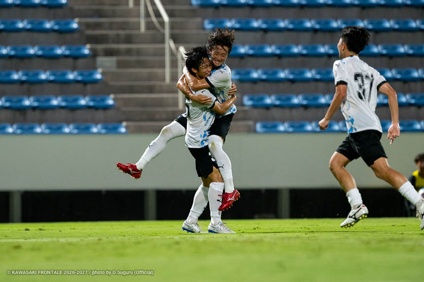 FW / 廣瀬 寧生とDF / 對馬 羽琉(川崎フロンターレU-18) FW / 廣瀬 寧生とDF / 對馬 羽琉(川崎フロンターレU-18)