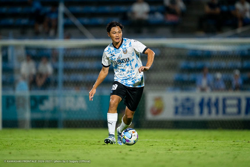 DF39 / 藤田 明日翔選手(川崎フロンターレU-18) DF39 / 藤田 明日翔選手(川崎フロンターレU-18)