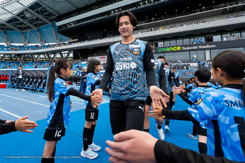 MF38 / 神田 奏真選手 MF38 / 神田 奏真選手