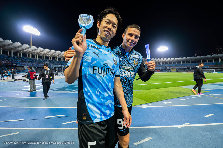 DF5 / 佐々木 旭選手、FW91 / ラザル ロマニッチ選手 DF5 / 佐々木 旭選手、FW91 / ラザル ロマニッチ選手
