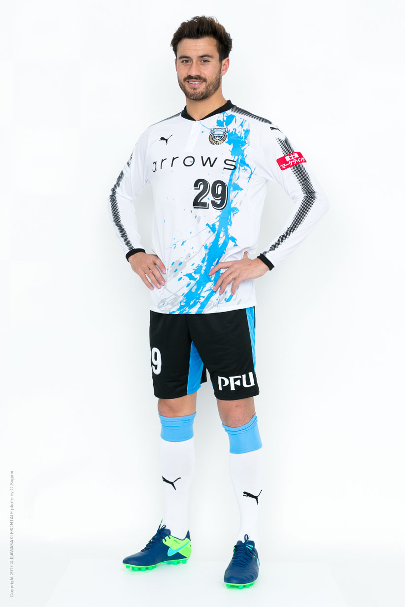 Df29 舞行龍 ジェームズ選手 選手 スタッフプロフィール17 Kawasaki Frontale