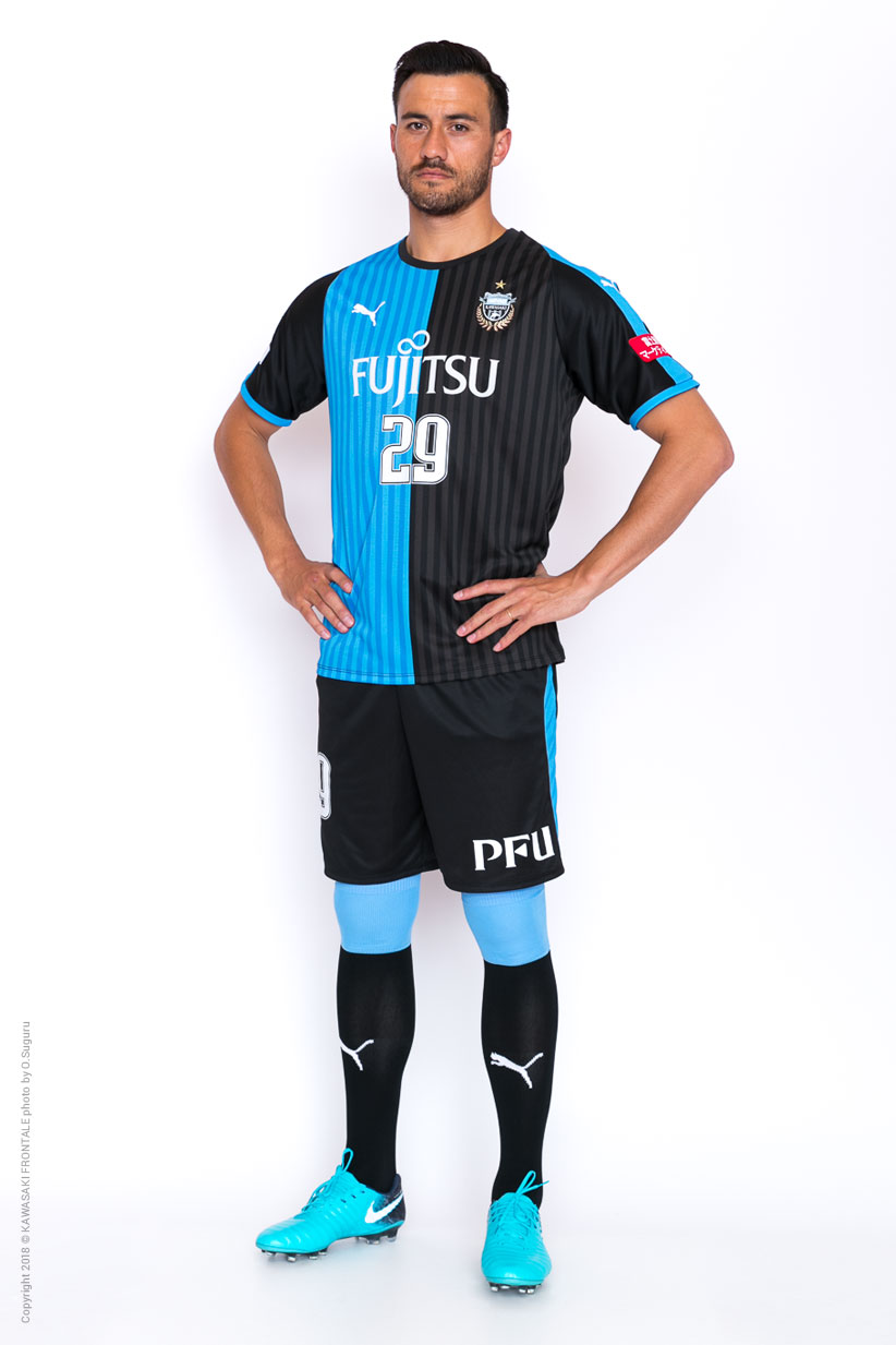 Df29 舞行龍 ジェームズ選手 選手 スタッフプロフィール18 Kawasaki Frontale