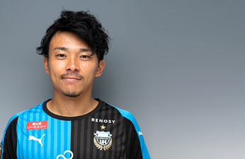 MF8/阿部 浩之選手 | 選手・スタッフプロフィール2018 : KAWASAKI FRONTALE