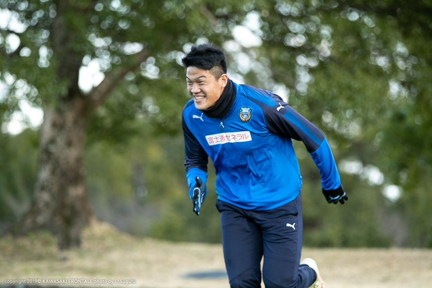 GK1/チョン ソンリョン選手 | 選手・スタッフプロフィール2019